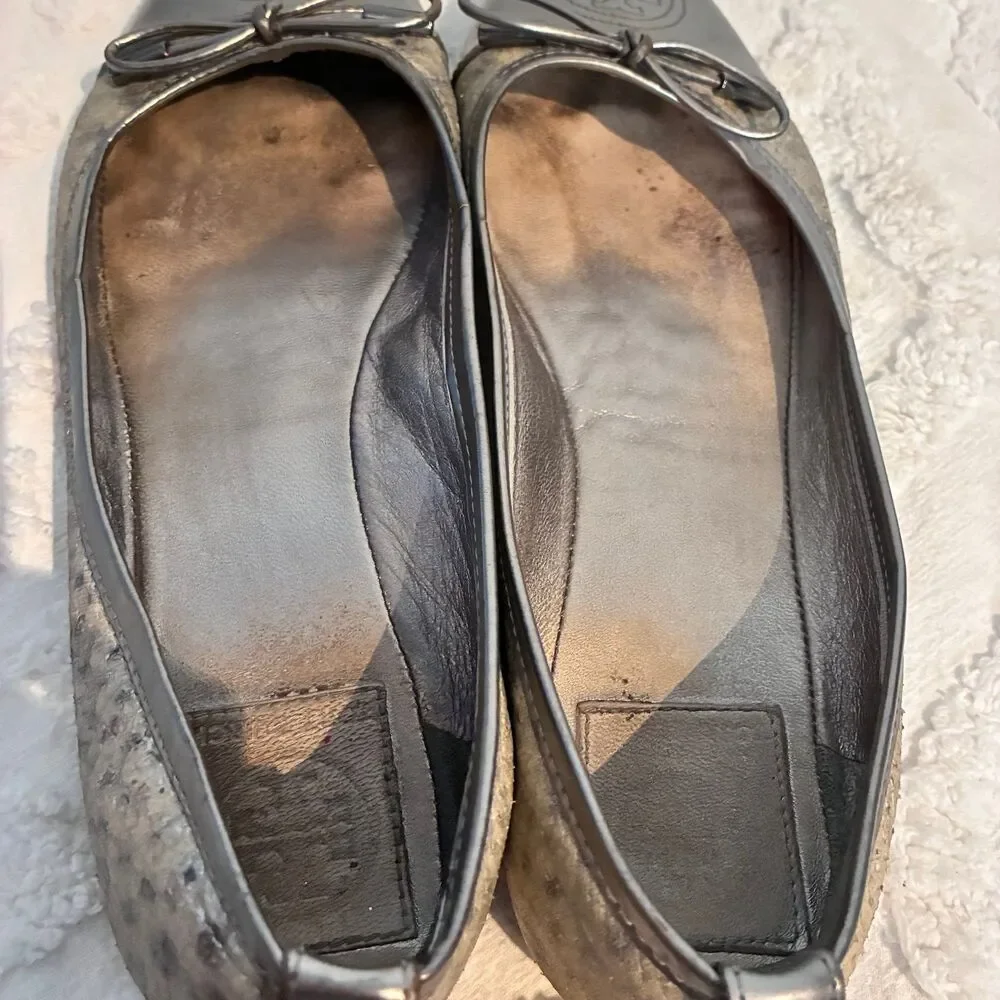 Tory Burch Silver Metallic Snakeskin Flat Shoes with Bow Size 6.5